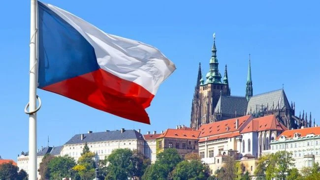 Чехія активно готується до пенсійної реформи. Читайте на UKR.NET